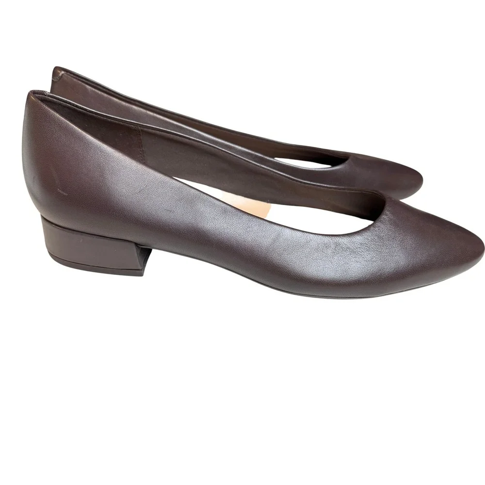 Easy Spirit Women Low Block Heel‎ 10M Pointed Toe Pumps Brown Leather Office - Picture 2 of 8